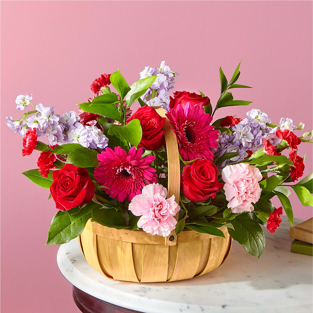 Pink Picnic Basket – Bloomsy Flowers And Supply, Clayton NC